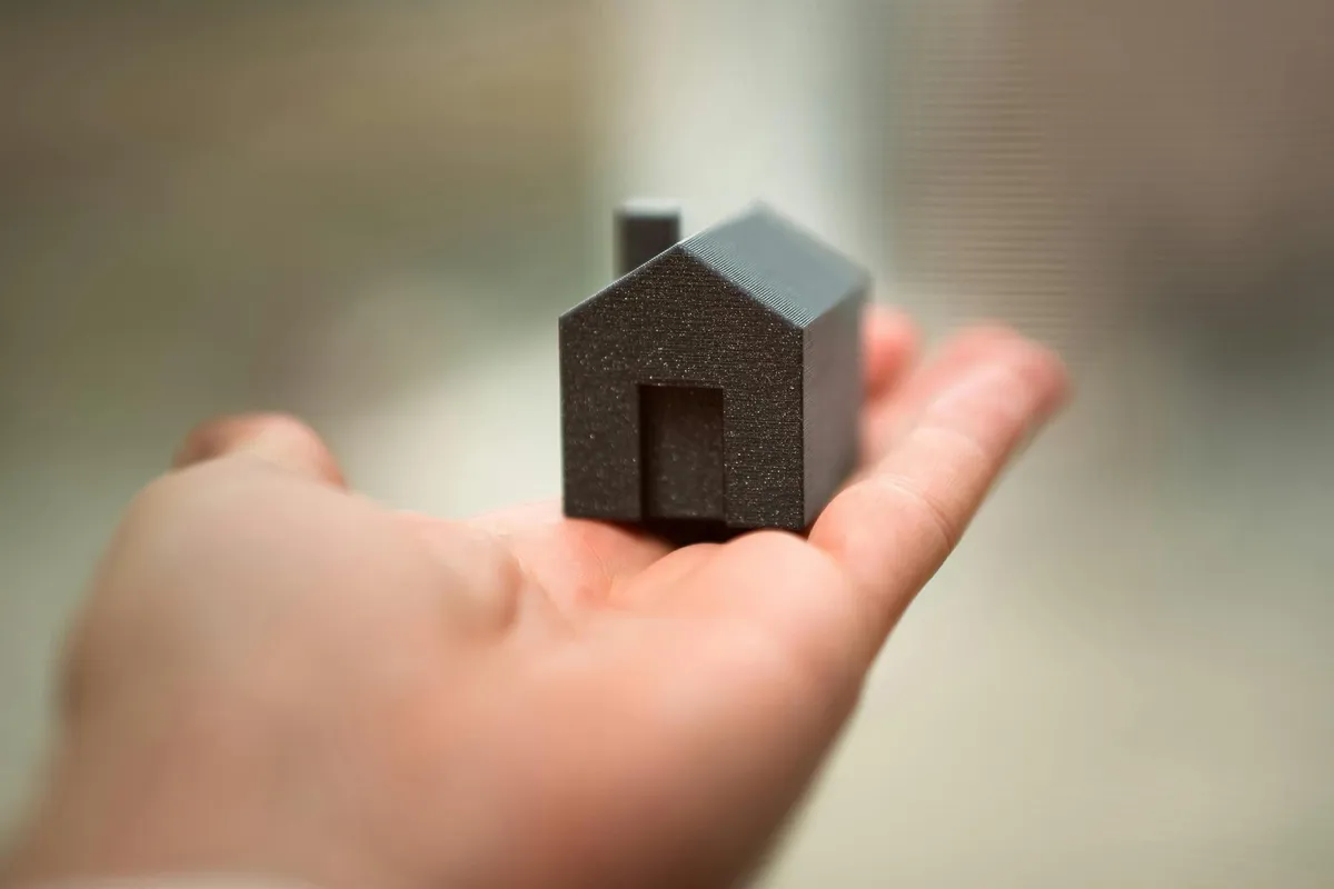 construction-company-sales-models-builder-vs-agency